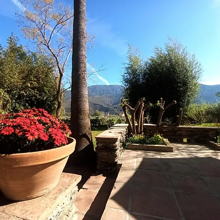 Oasis De Frescura En Verano Villa