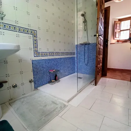 Oasis De Frescura En Verano Villa Granada